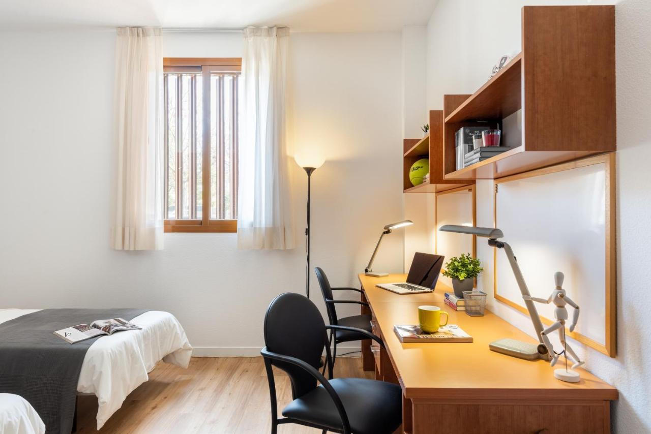 Micampus Bormujos Student Residence מראה חיצוני תמונה